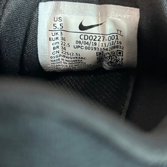 Nike Flex Experience RN 9 Women’s Athletic Running Gym Shoes Size 5.5 Black - Picture 8 of 8